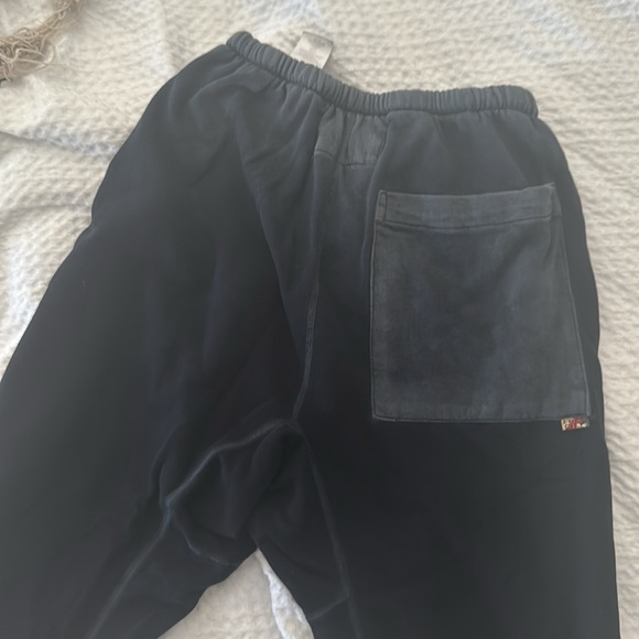 FREECITY
Super Fluffy Pocket Sweatpants - Picture 11 of 13